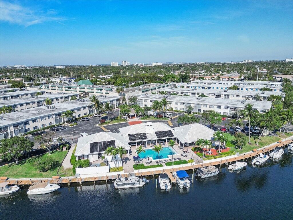 Property Photo:  170 Cypress Club Drive 727  FL 33060 