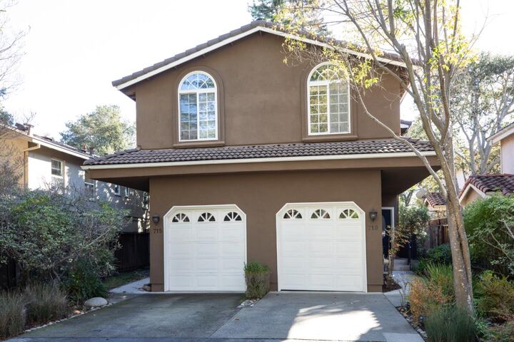 Property Photo:  719 Elizabeth Lane  CA 94025 