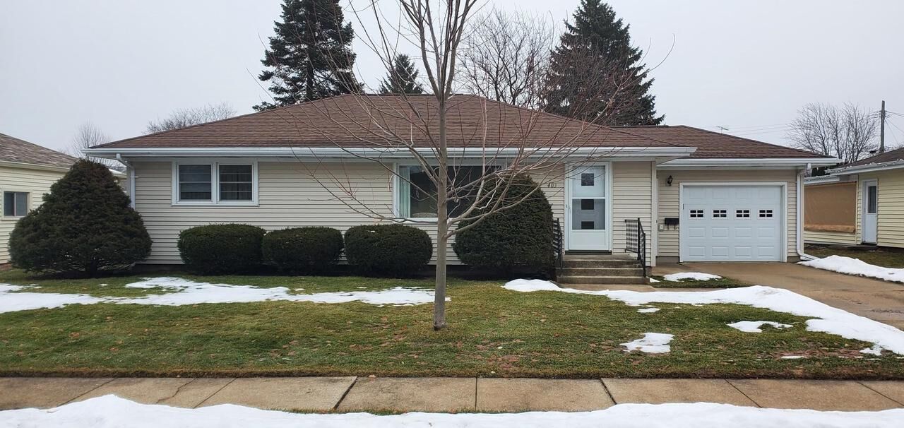 Property Photo:  403 Johnson Street  WI 53963 