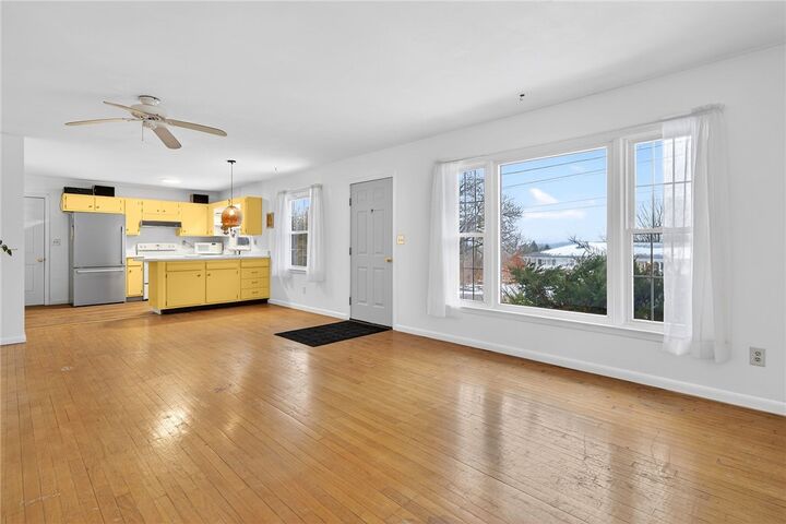 Property Photo:  12 Berkshire Drive  NY 13053 