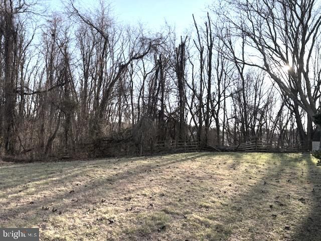 Property Photo:  3 Quay Circle  NJ 08080 