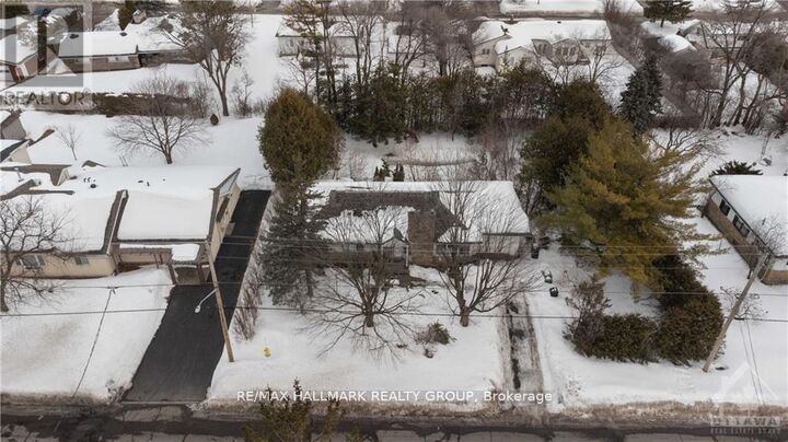 Property Photo: 999 Laporte Street ON K1J 7B2