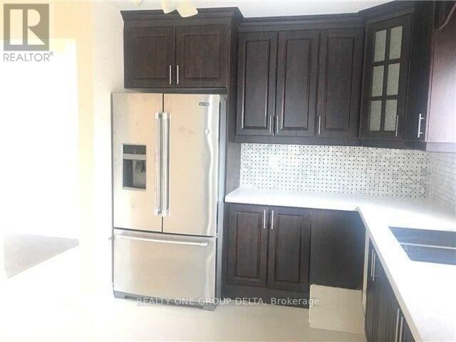 Property Photo:  30 Dittmer Crescent Upper  ON M9W 4P8 