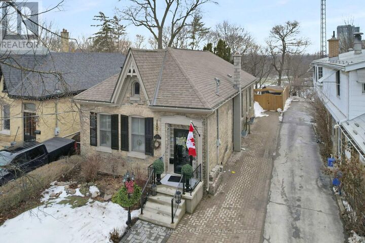 Property Photo:  51 Craig Street  ON N6C 1E9 