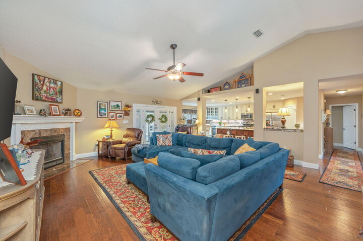 Property Photo:  2709 Arabian Court  FL 32536 