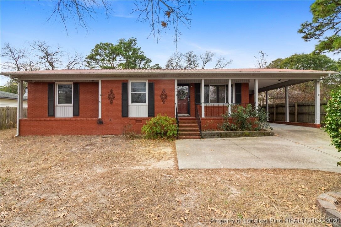 Property Photo:  1104 Odom Drive  NC 28304 