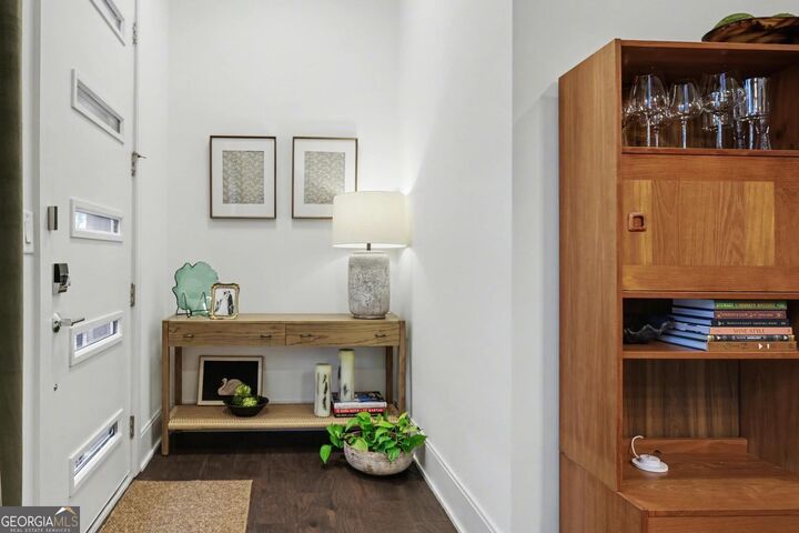 Property Photo:  1327 Fairmont Avenue NW  GA 30318 