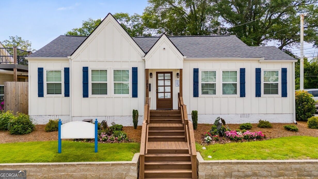 Property Photo:  107 College Street  GA 30117 