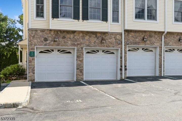 Property Photo:  91 Roseland Ave A8  NJ 07006 