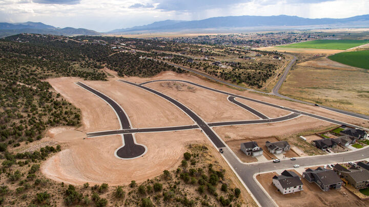 Property Photo: 555 S Renze Adams St Lot 147 Ph 5 UT 84720