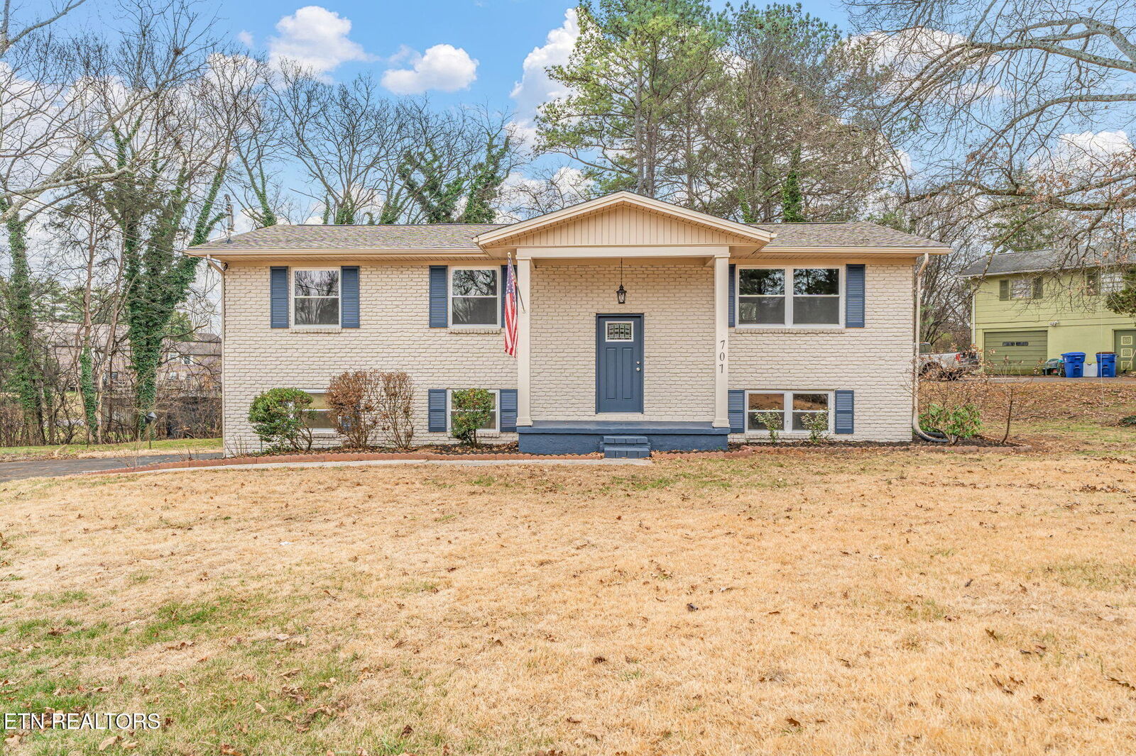 Property Photo:  701 S Cedar Bluff Rd  TN 37922 