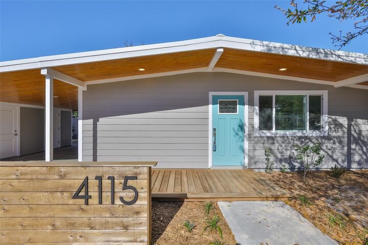 Property Photo: 4115 Bay Avenue FL 33616