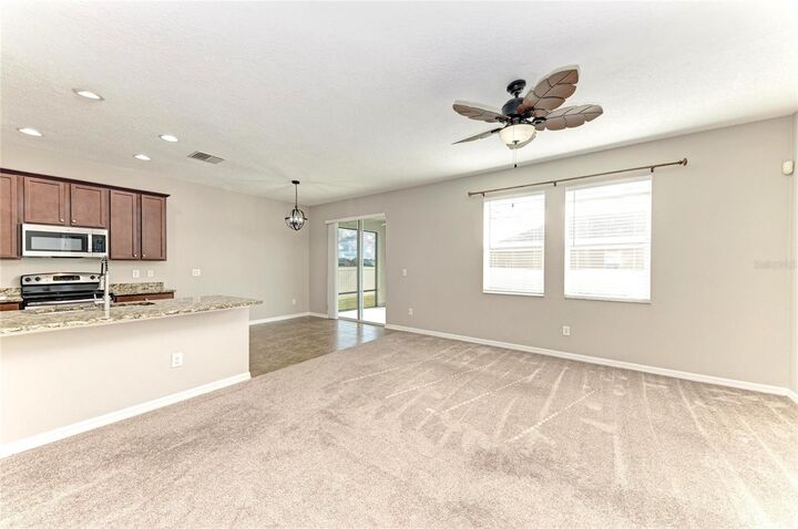 Property Photo: 11303 80th Street E FL 34219