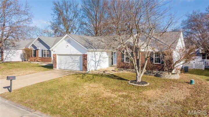 Property Photo:  104 Eric Craig Court  MO 63376 