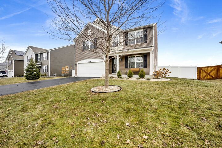 Property Photo: 6006 Winterhaven Drive IL 60431