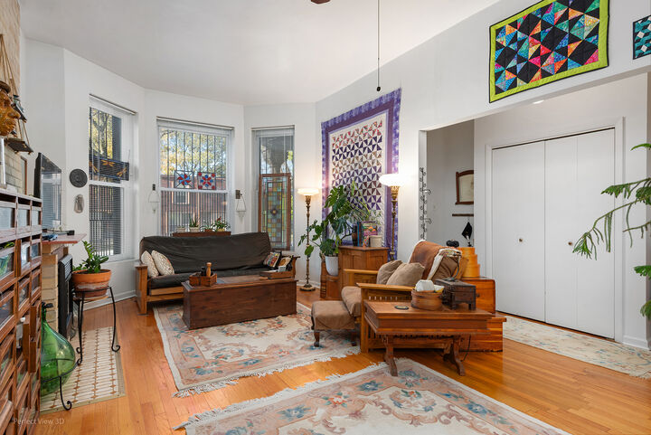 Property Photo:  5319 S Maryland Avenue  IL 60615 