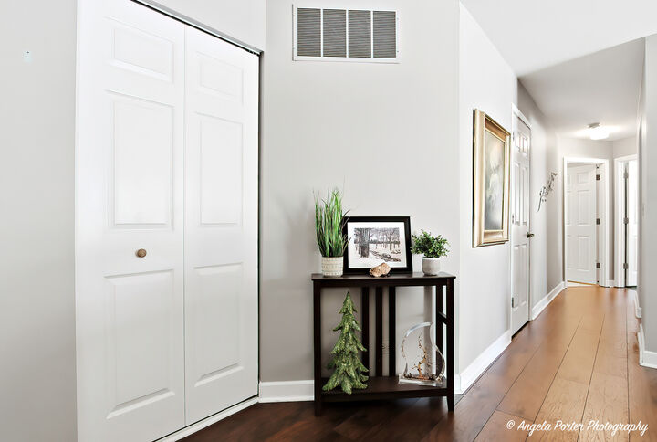 Property Photo:  1516 Camden Court A1  IL 60090 