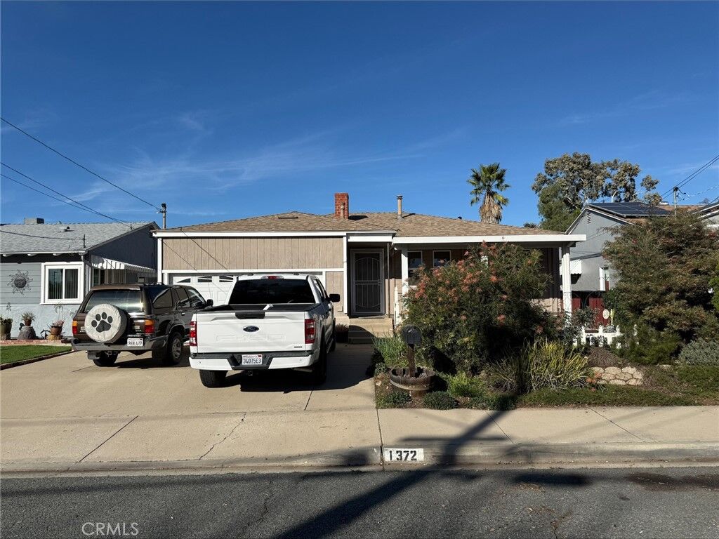 Property Photo:  1372 Marline  CA 92021 