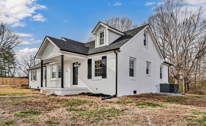 Property Photo:  3436 Highway 48  TN 37052 