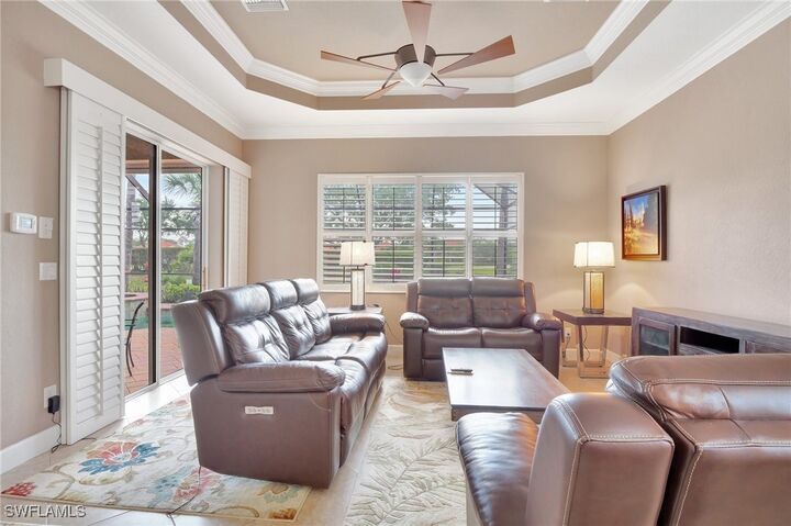 Property Photo:  7903 Founders Circle  FL 34104 