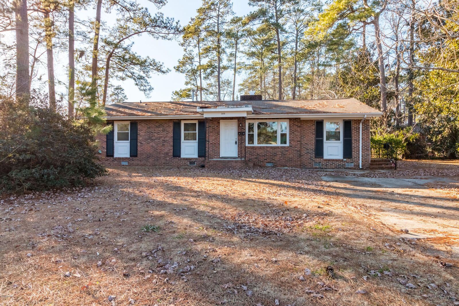 Property Photo:  206 Marion Court  NC 28546 