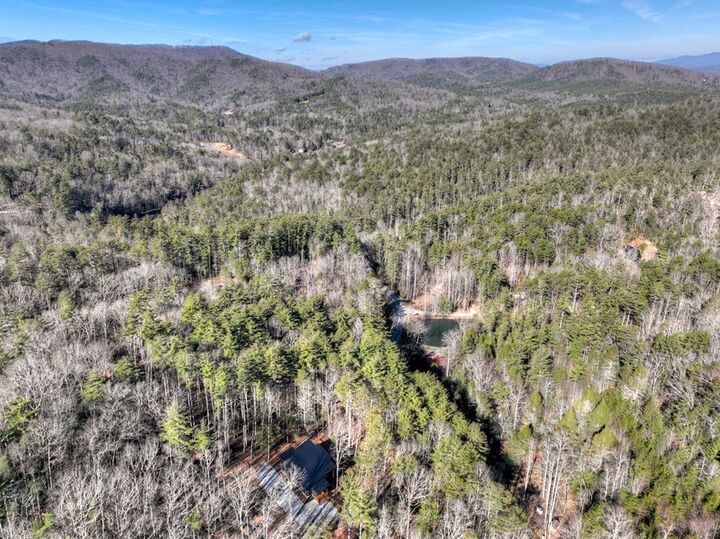 Property Photo:  42 Rolling Rapids  GA 30513 