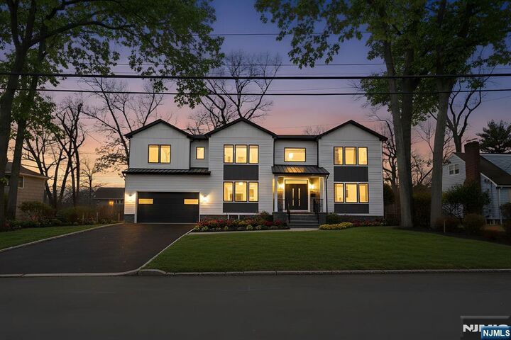 Property Photo:  508 Mountain Avenue  NJ 07676 