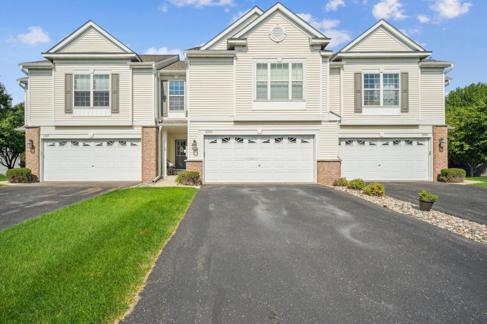 Property Photo:  6866 Christian Curve  MN 55125 