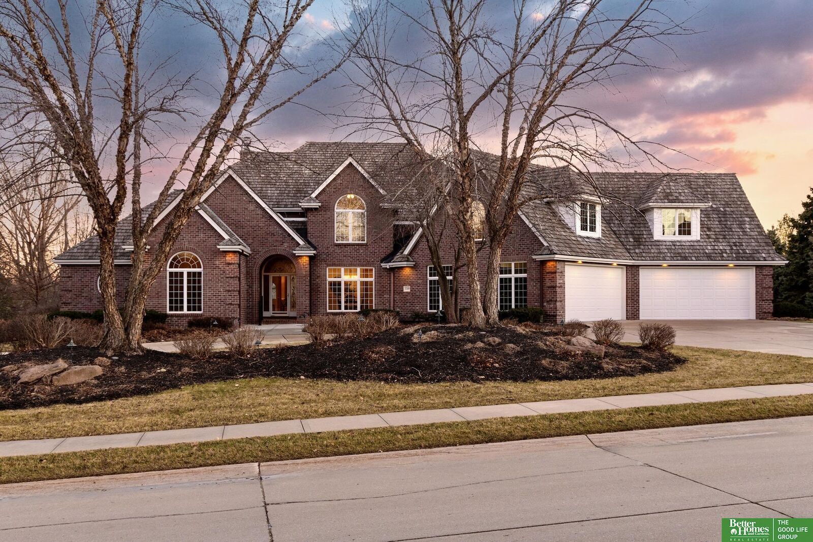 Property Photo:  13309 Nicholas Street  NE 68154 