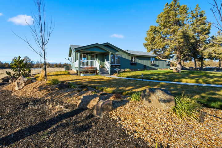 Property Photo:  3250 NW Ice Avenue  OR 97760 