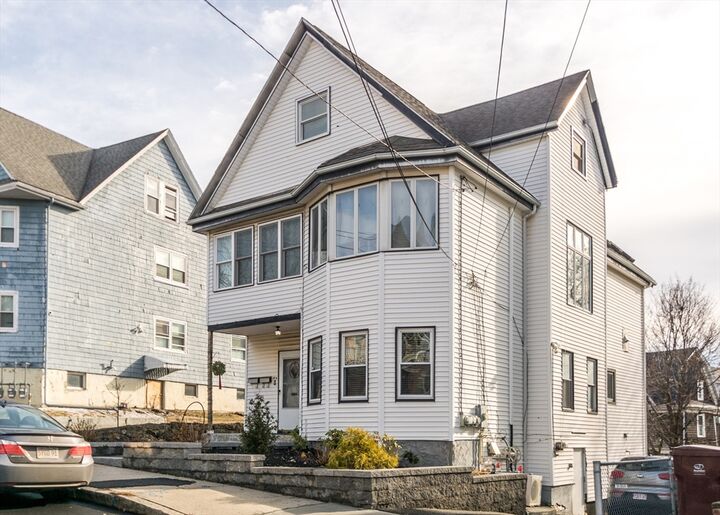 Property Photo:  17 Cleveland Ave 1  MA 02149 