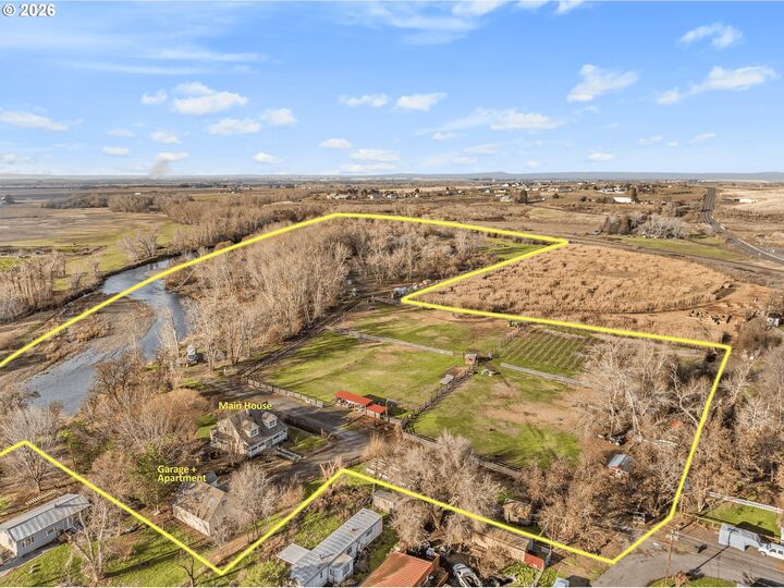 Property Photo:  10 W Sprague St  OR 97826 