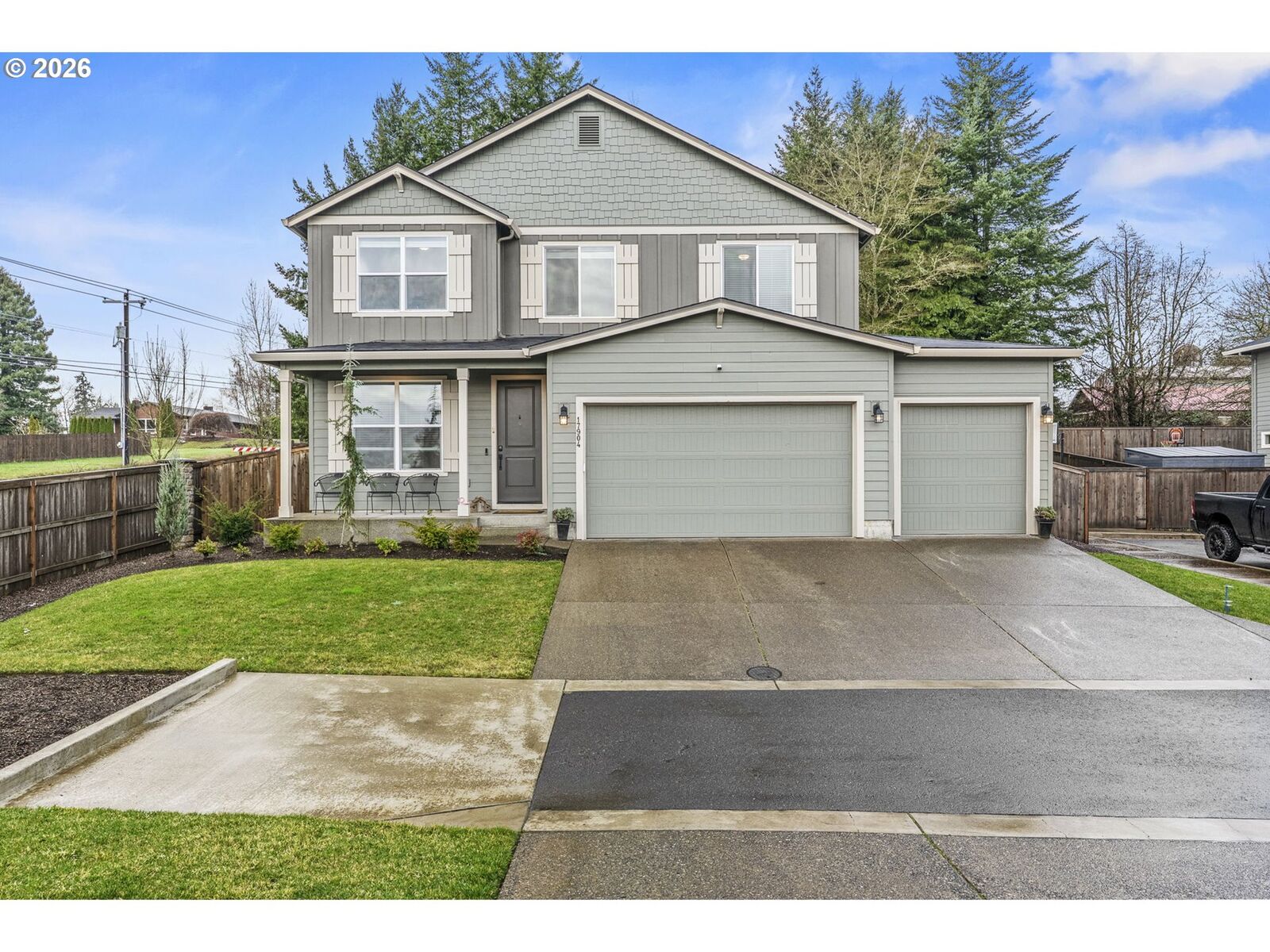 Property Photo: 17904 NE 46th Ct WA 98686