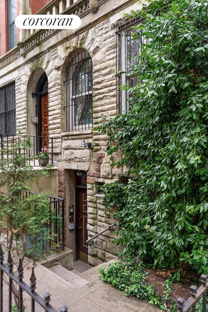 Property Photo:  127 W 95th Street  NY 10025 