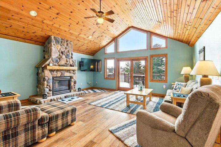 Property Photo:  2015-7 South Czech Court 1207  WI 54613 