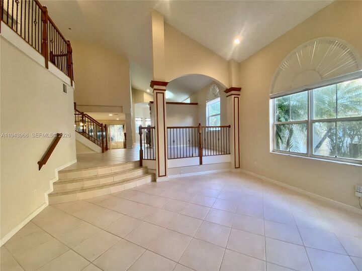 Property Photo: 1540 SW 171st Ter FL 33027