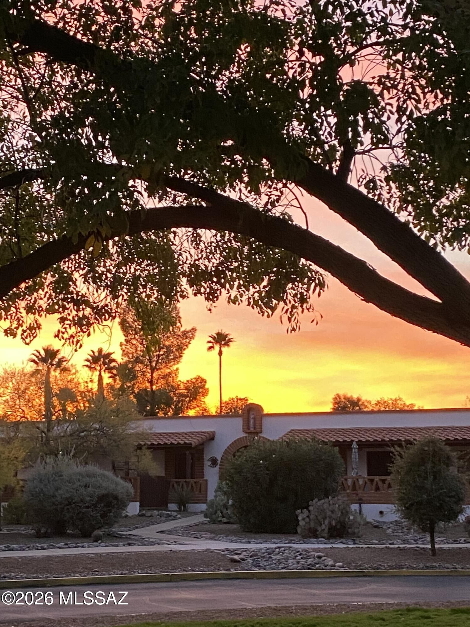 Property Photo: 445 S Paseo Quinta AZ 85614