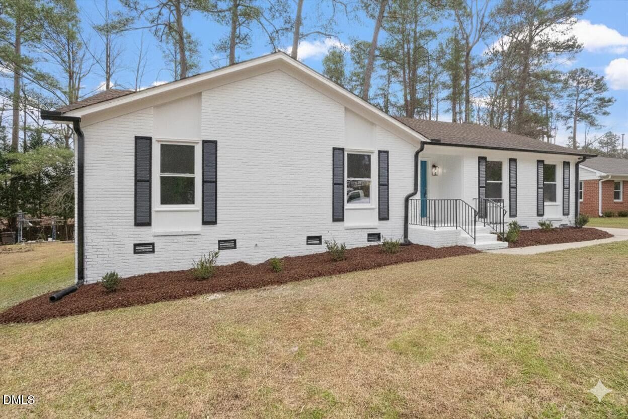 Property Photo: 3457 Hope Valley Road NC 27707