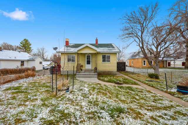 Property Photo:  318 W Vine St  UT 84074 