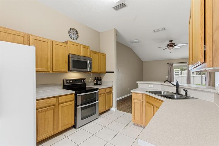 Property Photo: 861478 Worthington Drive FL 32097