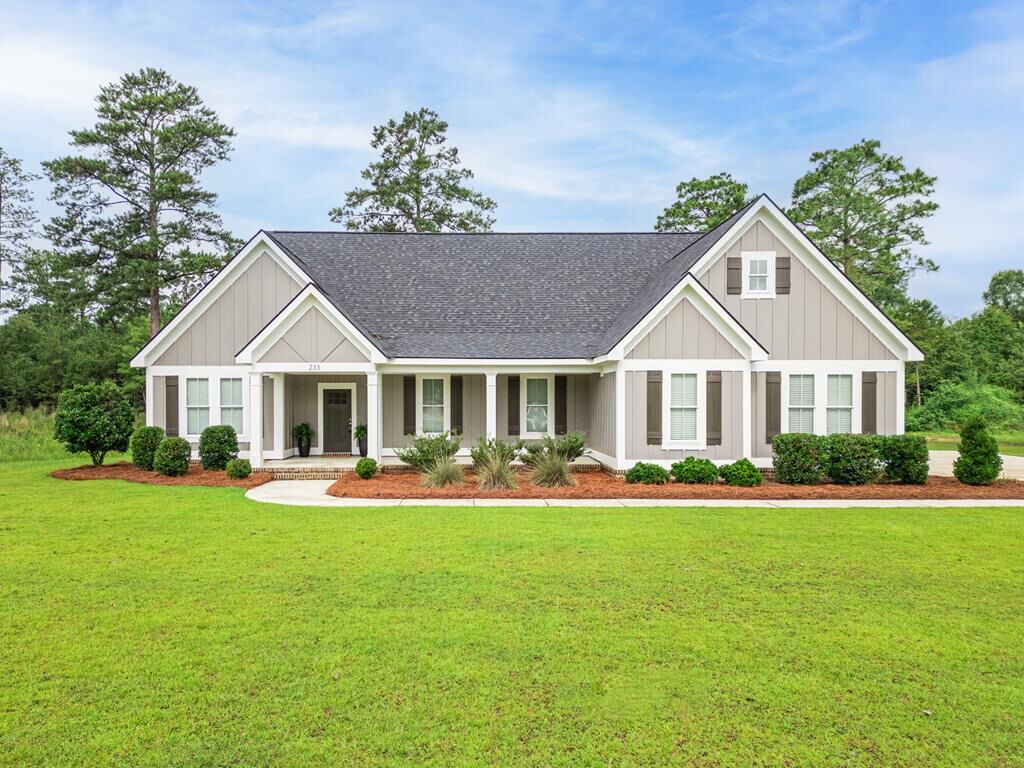Property Photo: 233 Partridge Circle GA 31763