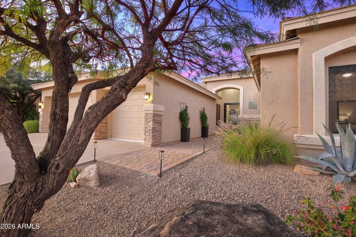 Property Photo: 5232 E Thunder Hawk Road AZ 85331