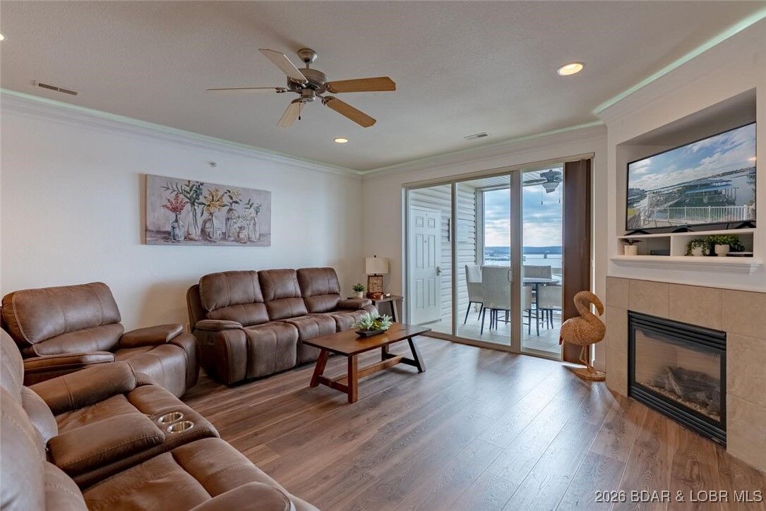 Property Photo:  1225 Lands End Parkway 736  MO 65065 