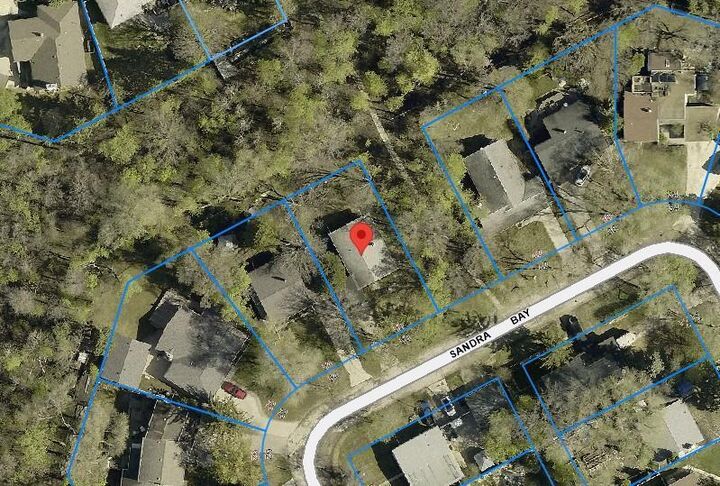 Property Photo: 50 Sandra Bay MB R3T 0K1