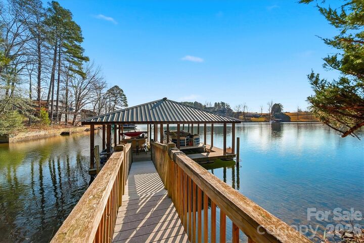 Property Photo:  77 Trenton Trails Drive  NC 28681 