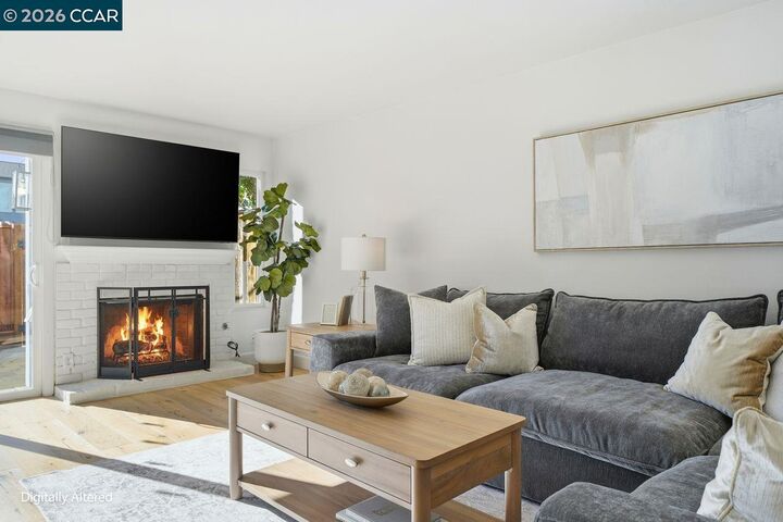 Property Photo:  242 Ashley Cir  CA 94526 