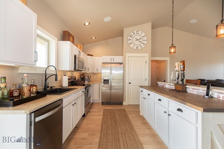 Property Photo:  20 Star View Drive  MT 59752 