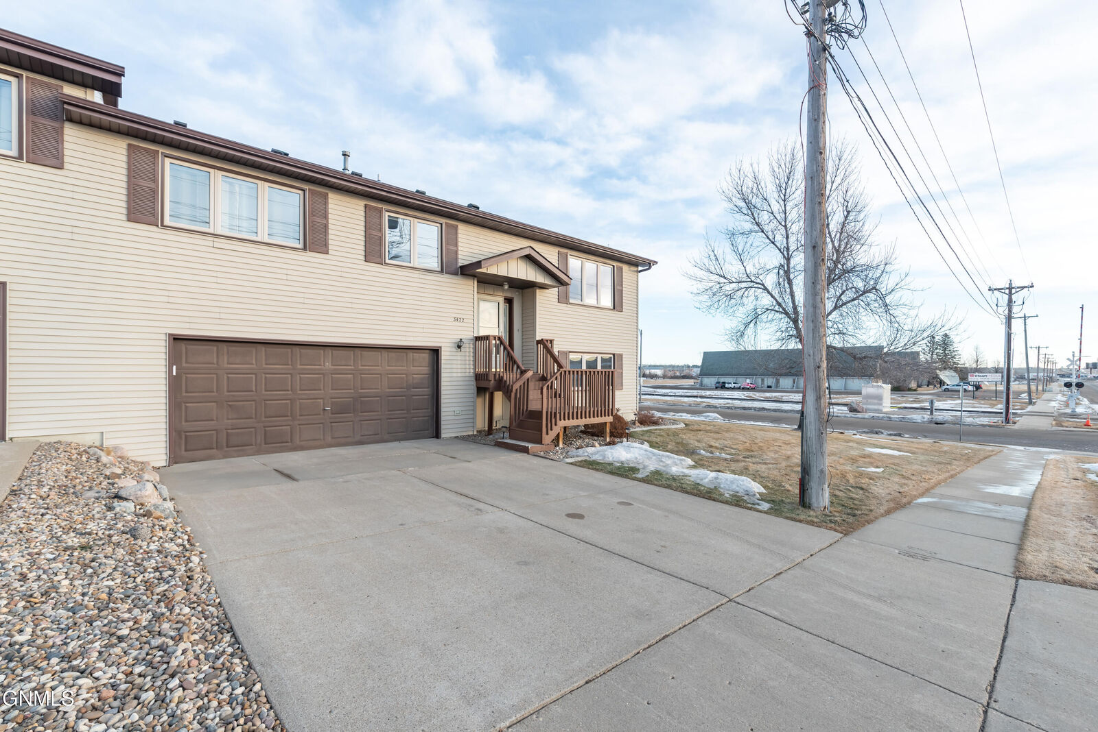 Property Photo:  3422 Rosser Avenue  ND 58501 