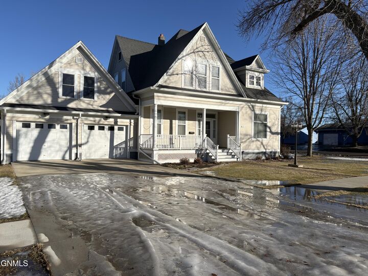 Property Photo:  79 3rd Street N  ND 58436 