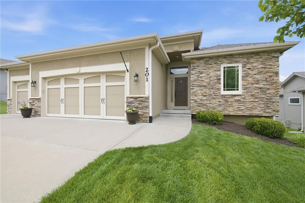Property Photo: 201 S Marimack Drive MO 64060